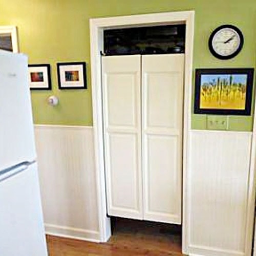 Colonial Raised Panel Saloon Doors 