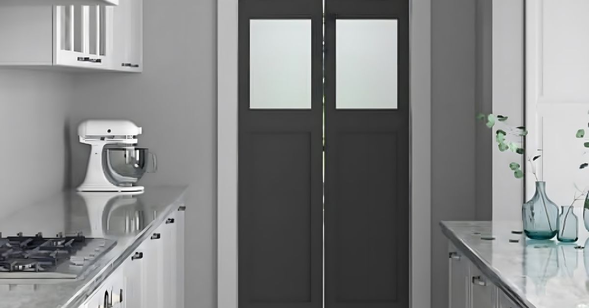 8 Reasons Commercial Double Doors Need a Window